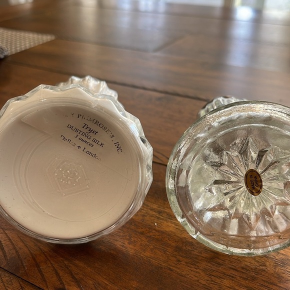 LADY PRIMROSE ROYAL DUSTING SILK BODY POWDER - VINTAGE - Picture 5 of 15